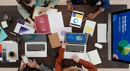 Data Reveals: Which U.S. Certification Programs Lead to Immediate Employment and Rapid Salary Growth